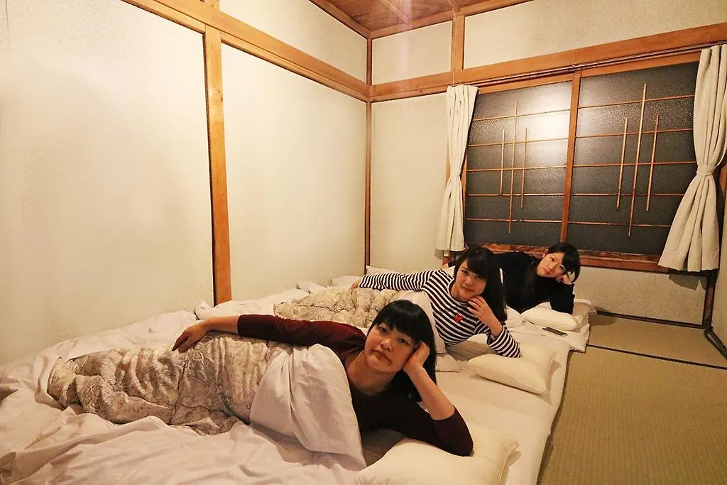 Kushiro Guesthouse Cooka Doodle Doo Pensjonat